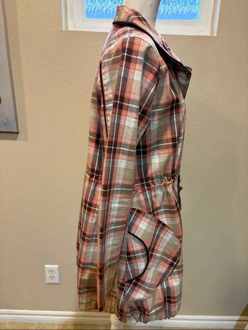 Plaid Button-Front Women's Jacket in Brown/Red and Cream Tie Waist & Hem-EU 44/M